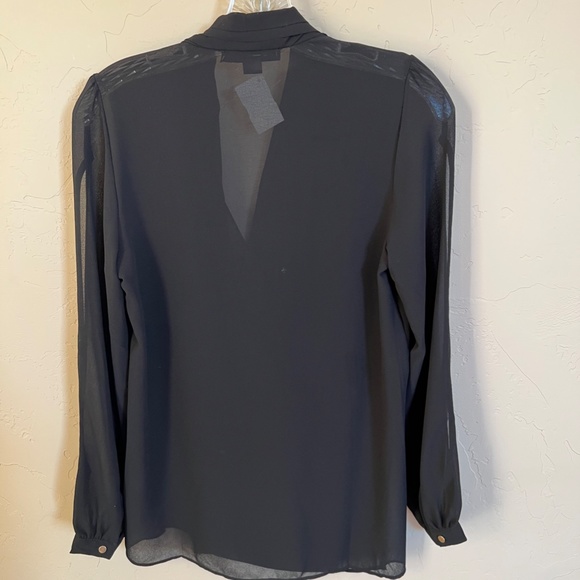 NWT - Double Zero LS V-Neck Chiffon Cross Over Blouse - Size Small - Picture 4 of 5